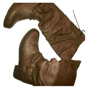NWOT beautiful brown boots